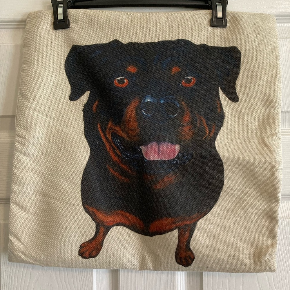 🐾16.75”x16.75” Linen Rottweiler Pillow Cover